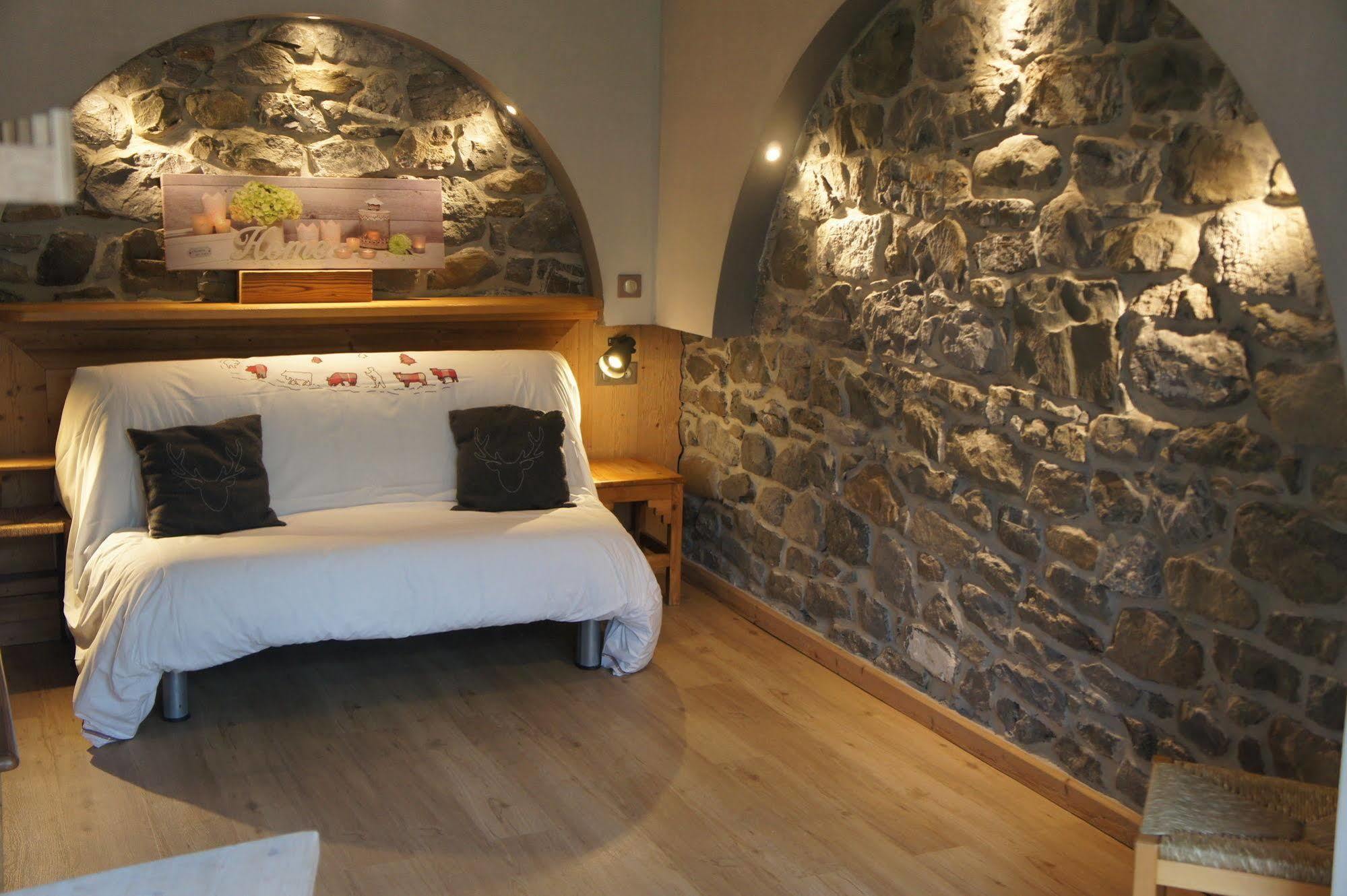 Le Morillon Hotel ภายนอก รูปภาพ